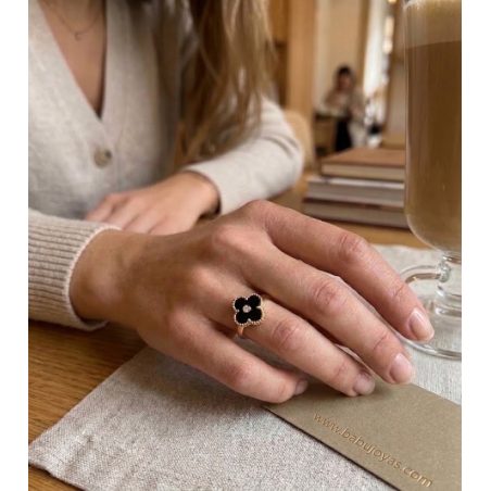 Anillo Ajustable de Plata de Ley con Flor de Ónix Negro y Circonita